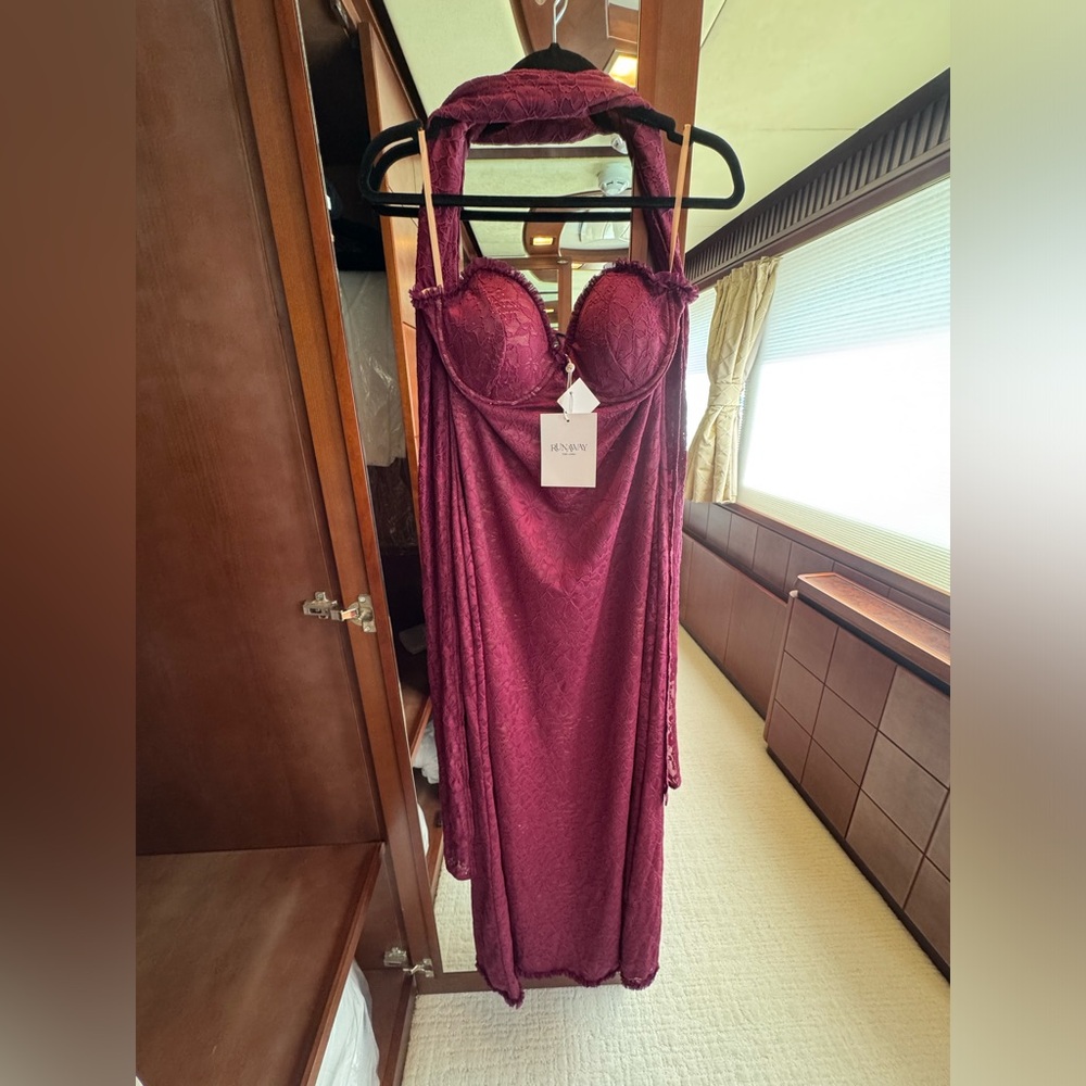 Elegant Lace Burgundy Dress